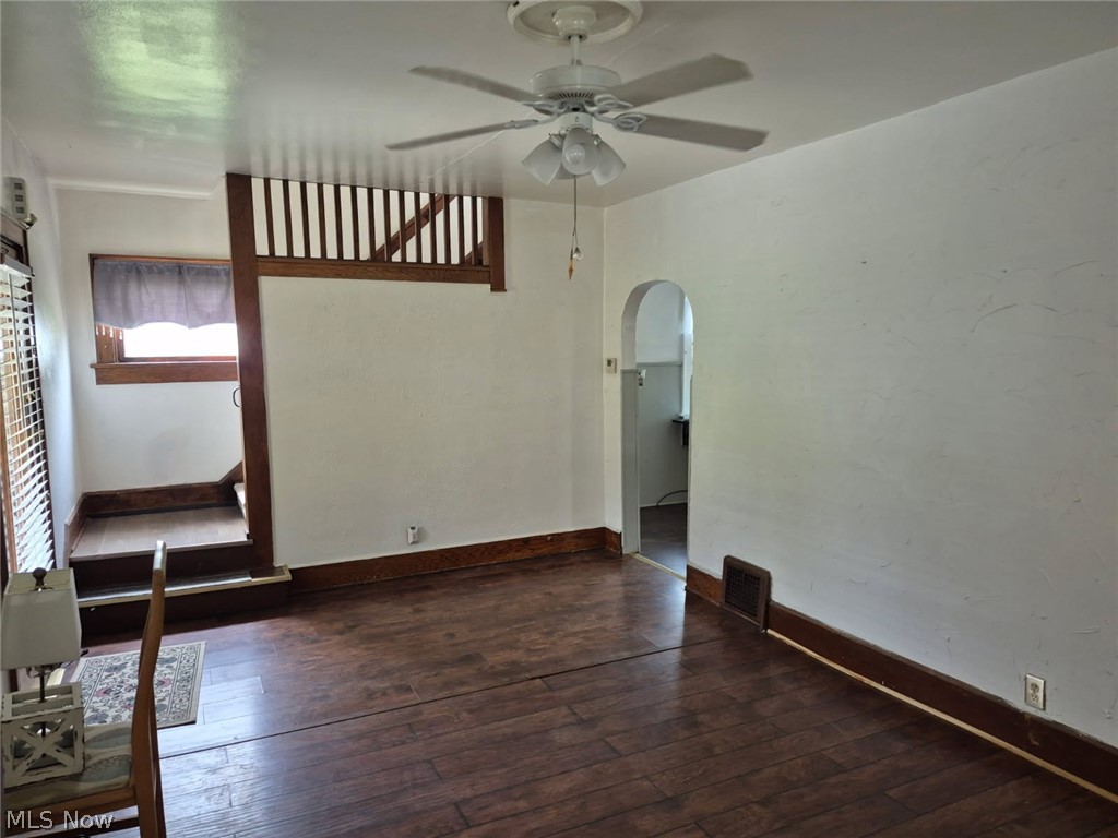 1629 Gibbs Avenue NE Canton OH 44705