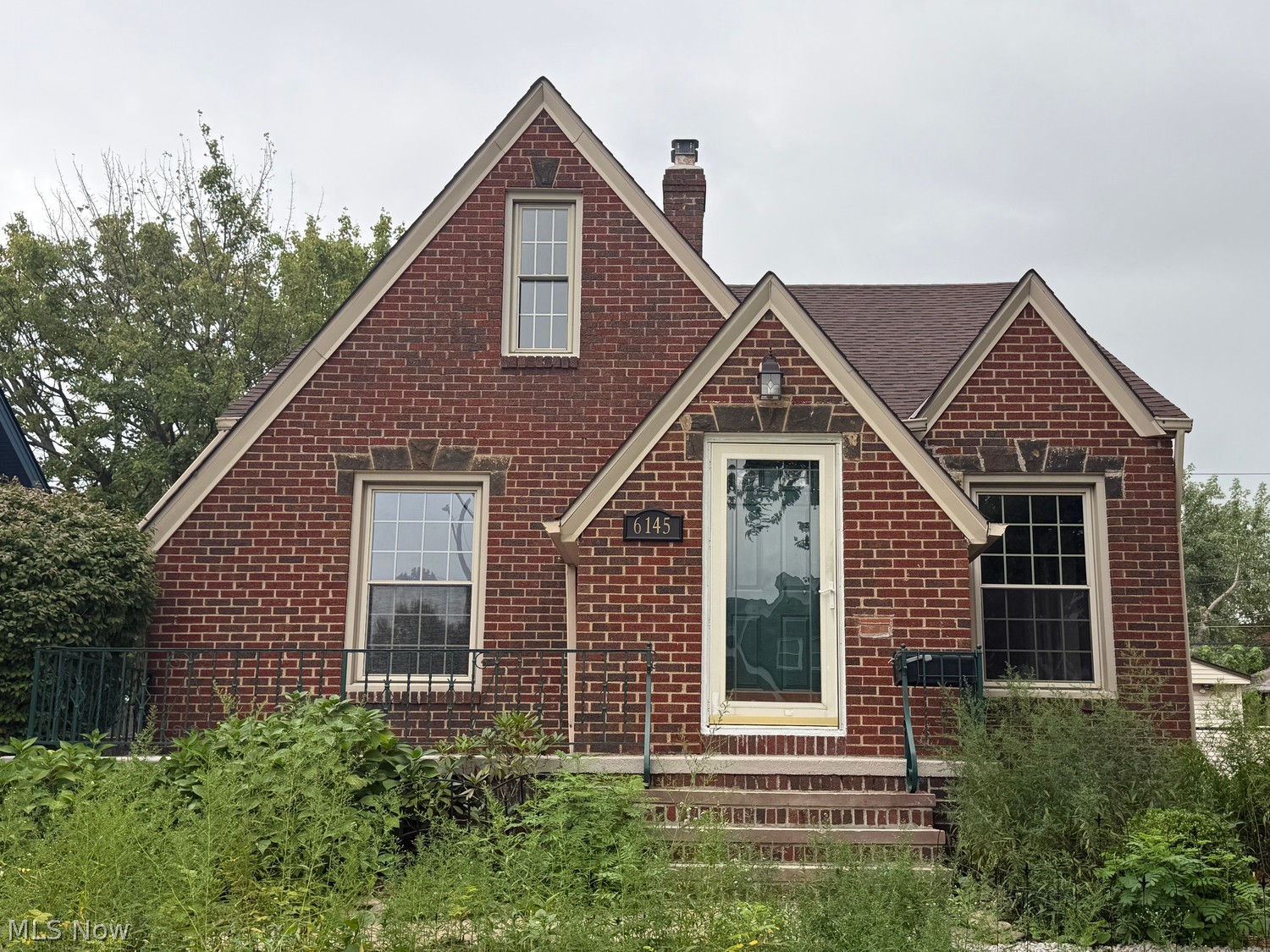 6145 Stanbury Road Parma OH 44129