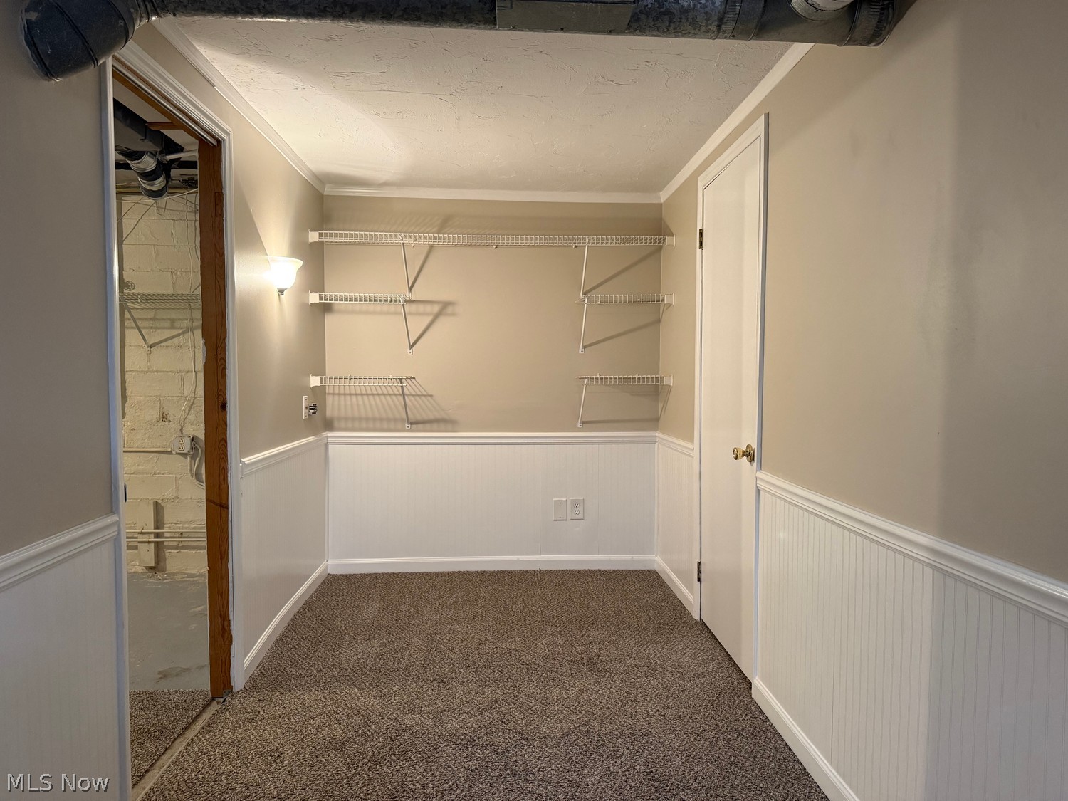 6145 Stanbury Road Parma OH 44129