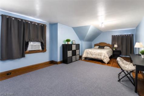 1854 Burnette Avenue Cleveland OH 44112