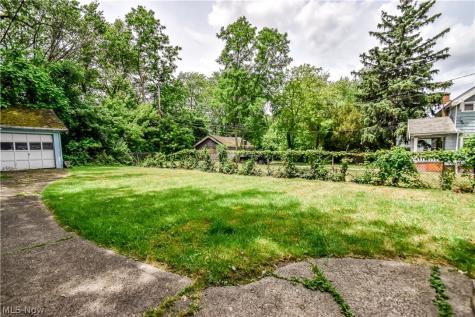 1854 Burnette Avenue Cleveland OH 44112