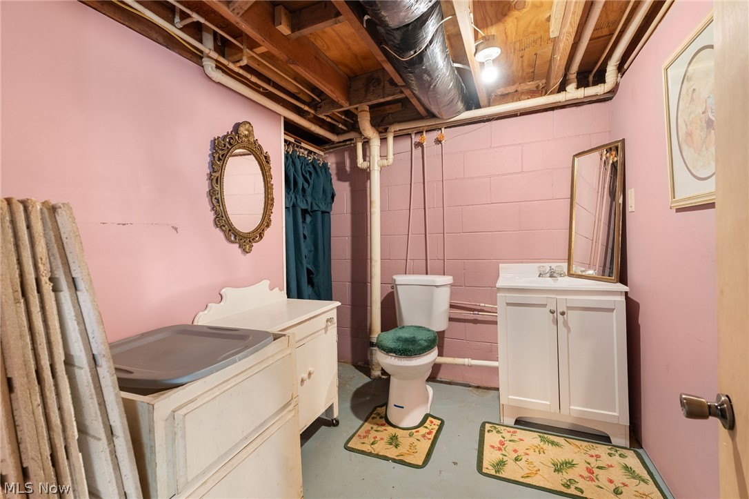 380 Moody Avenue SW Carrollton OH 44615