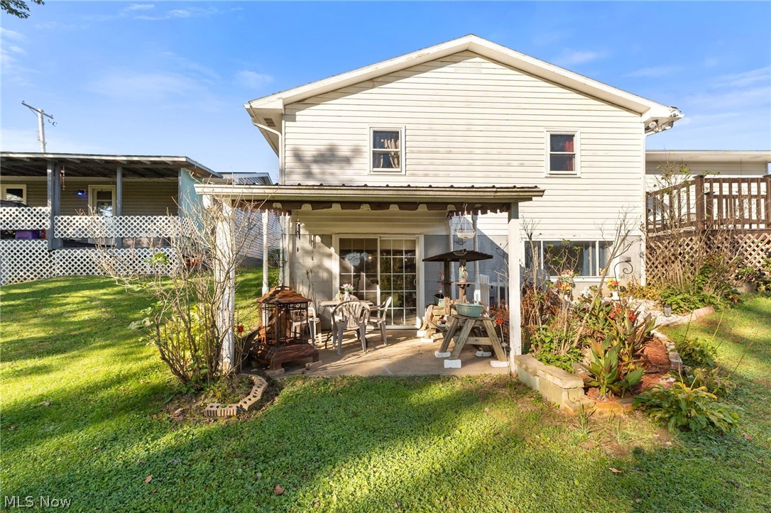 380 Moody Avenue SW Carrollton OH 44615