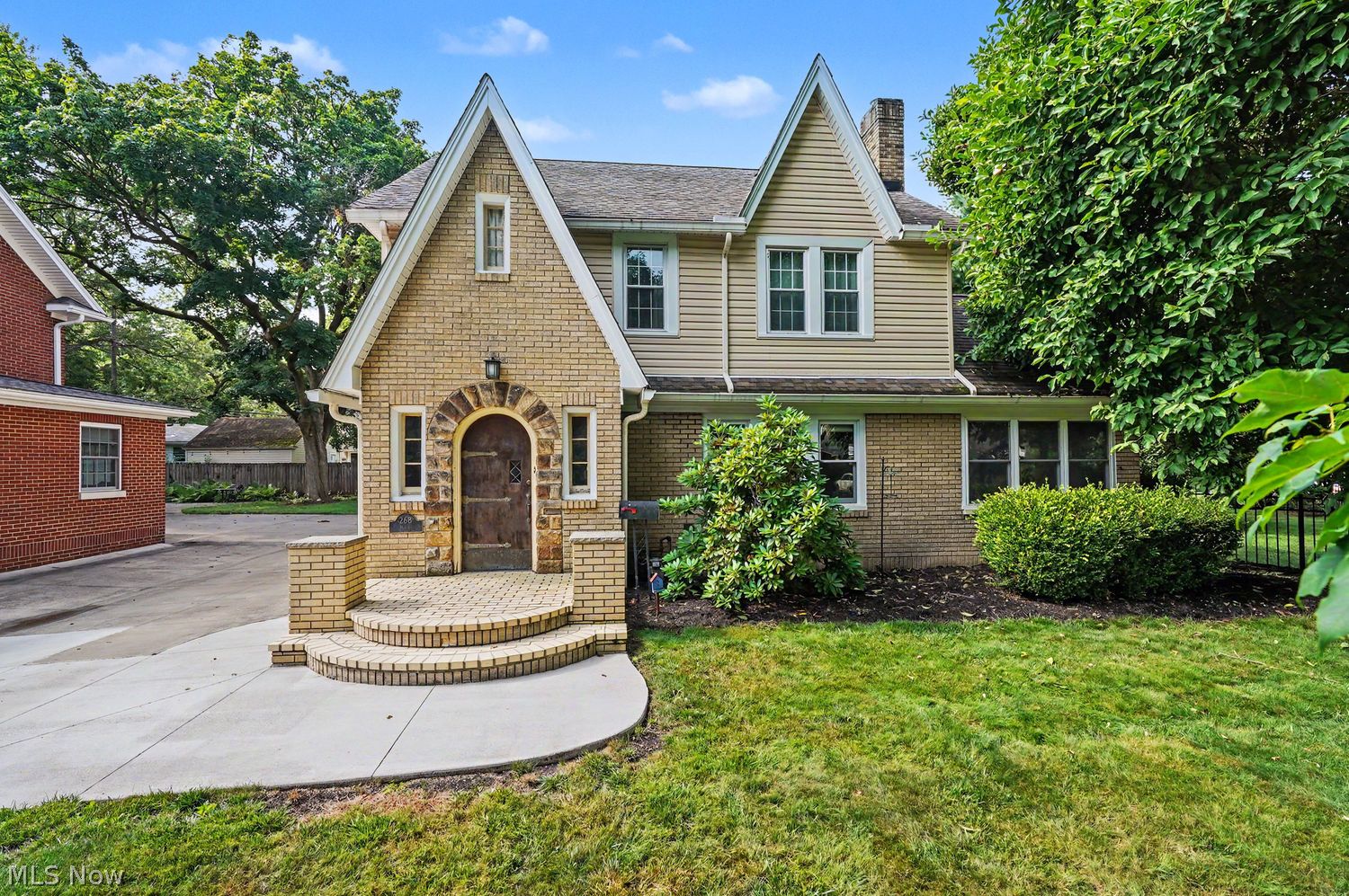 268 Malden Street Akron OH 44313