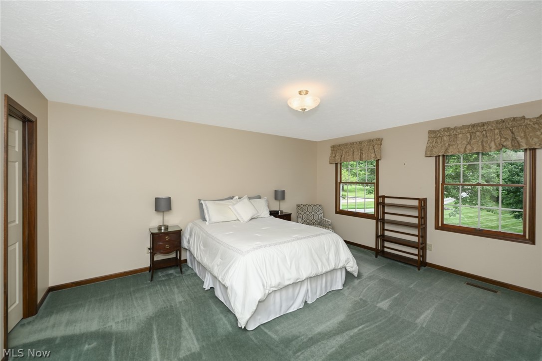 801 Robinson Spur Bath OH 44333