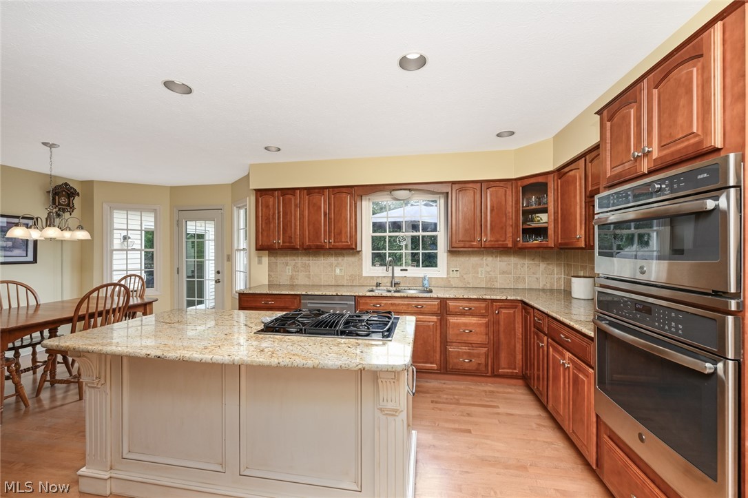801 Robinson Spur Bath OH 44333