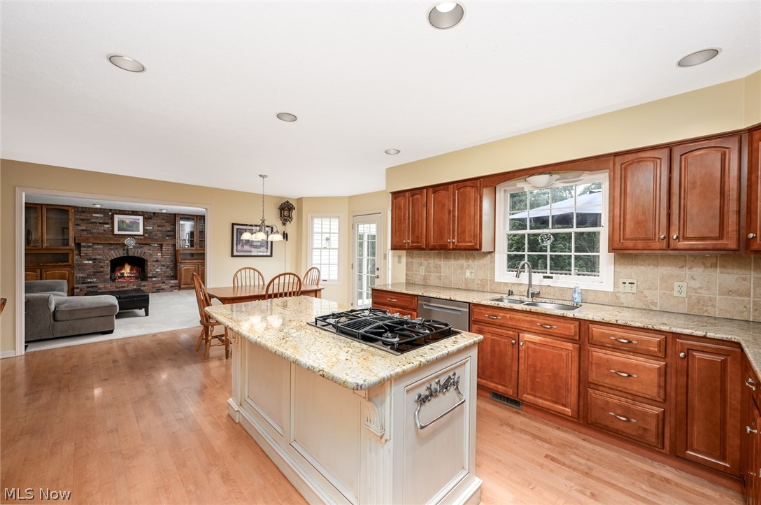 801 Robinson Spur Bath OH 44333