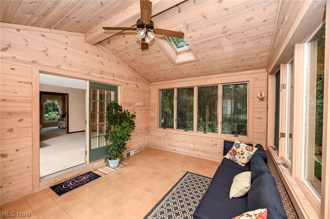 801 Robinson Spur Bath OH 44333
