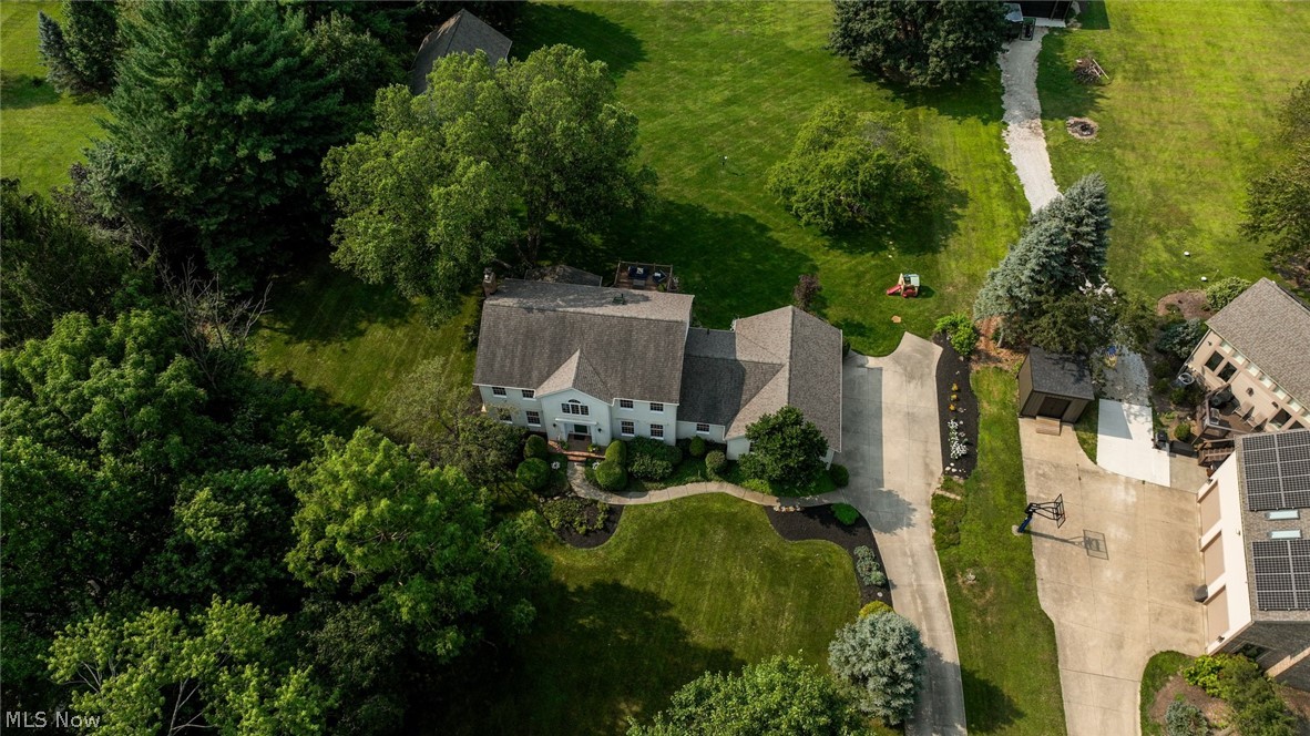 801 Robinson Spur Bath OH 44333
