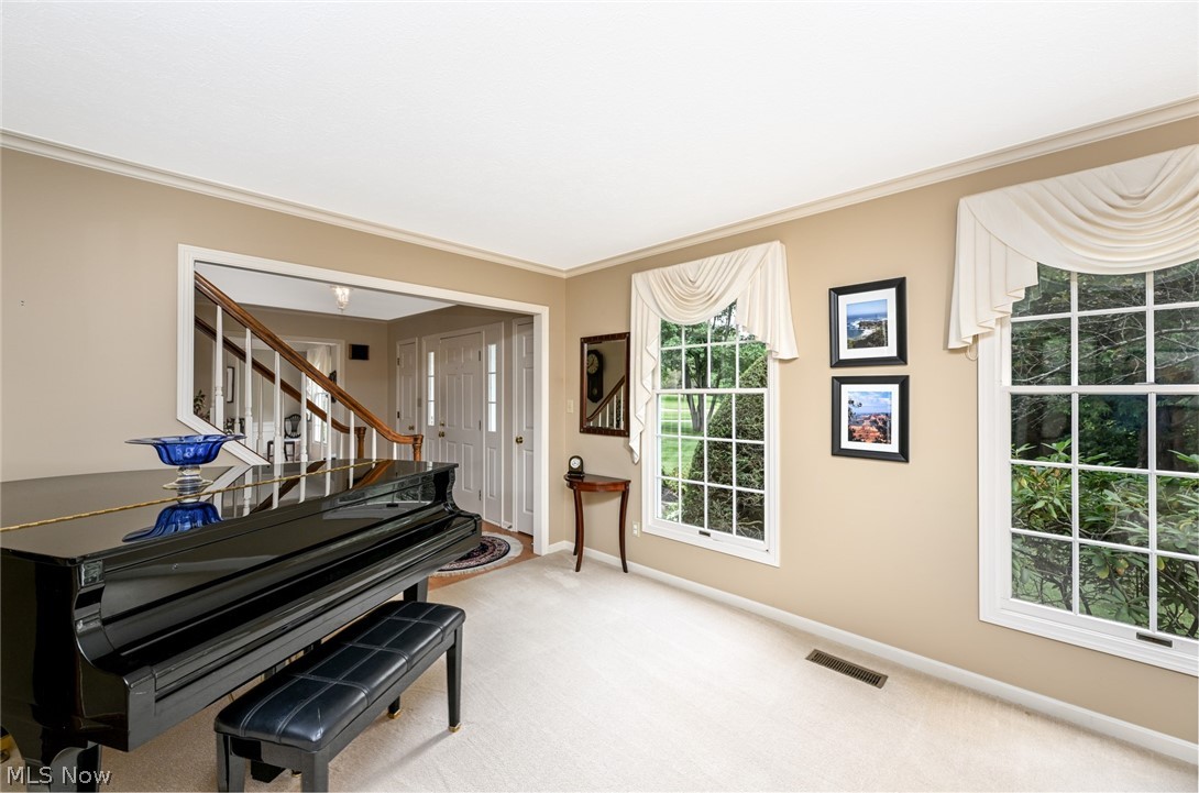 801 Robinson Spur Bath OH 44333