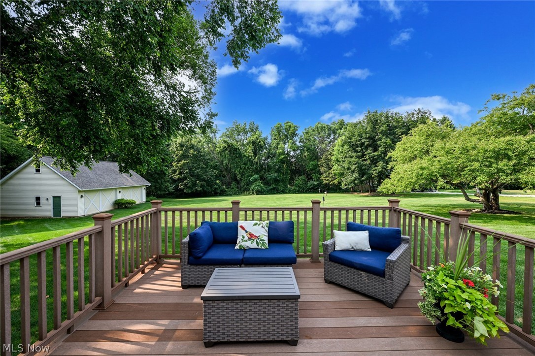 801 Robinson Spur Bath OH 44333