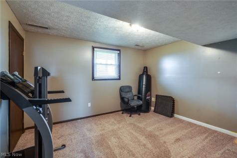 7363 Paxton Street NE Canton OH 44721