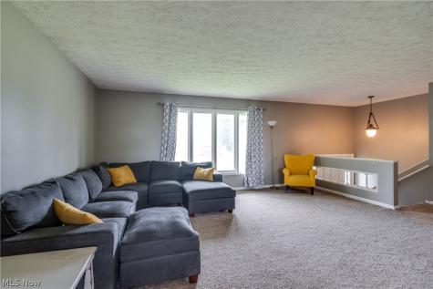 7363 Paxton Street NE Canton OH 44721