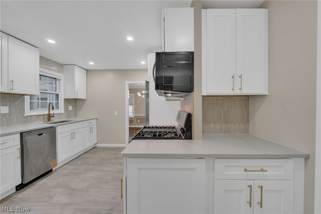 4182 Silsby Road University Heights OH 44118