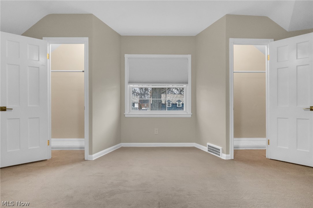 4182 Silsby Road University Heights OH 44118