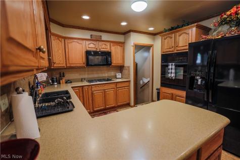 16011 Elbrook Street NE Alliance OH 44601