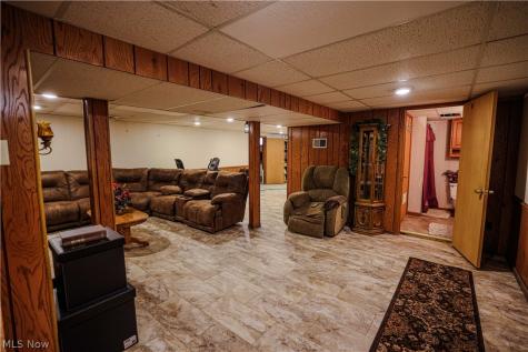 16011 Elbrook Street NE Alliance OH 44601