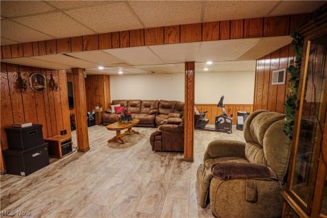 16011 Elbrook Street NE Alliance OH 44601