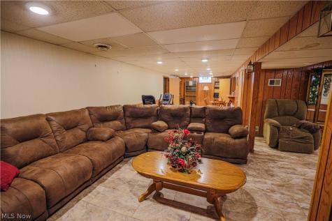 16011 Elbrook Street NE Alliance OH 44601