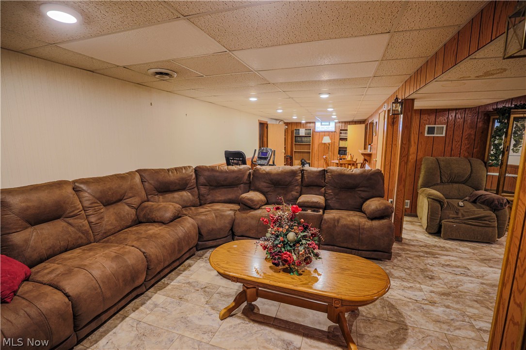 16011 Elbrook Street NE Alliance OH 44601
