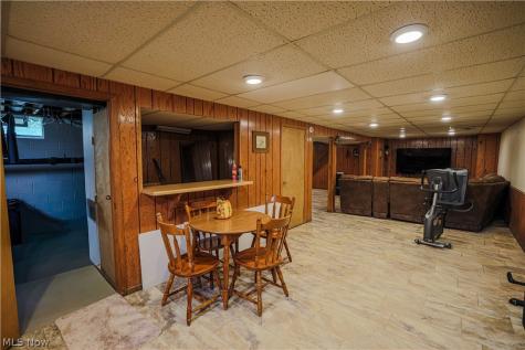 16011 Elbrook Street NE Alliance OH 44601