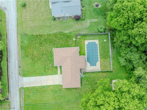 16011 Elbrook Street NE Alliance OH 44601