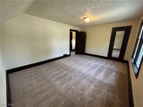 1178 Tampa Avenue Akron OH 44314