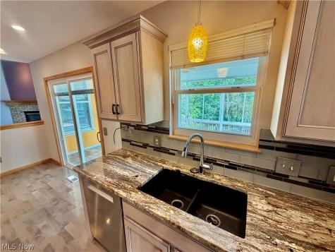 36255 Sandy Knoll Drive Eastlake OH 44095