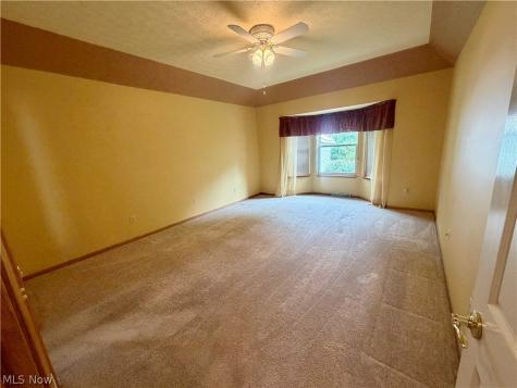 36255 Sandy Knoll Drive Eastlake OH 44095
