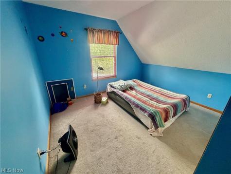 36255 Sandy Knoll Drive Eastlake OH 44095