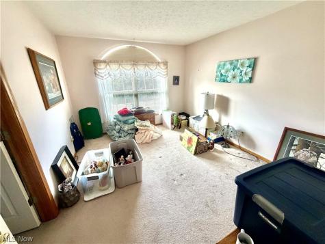 36255 Sandy Knoll Drive Eastlake OH 44095