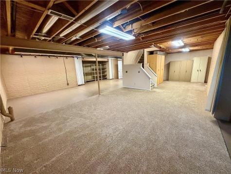 36255 Sandy Knoll Drive Eastlake OH 44095