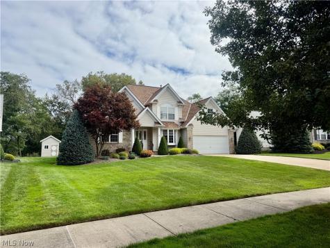 36255 Sandy Knoll Drive Eastlake OH 44095