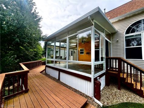 36255 Sandy Knoll Drive Eastlake OH 44095
