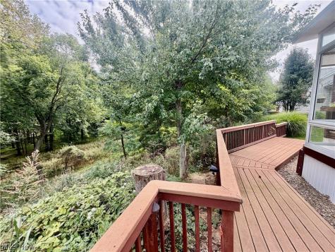 36255 Sandy Knoll Drive Eastlake OH 44095