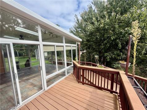 36255 Sandy Knoll Drive Eastlake OH 44095