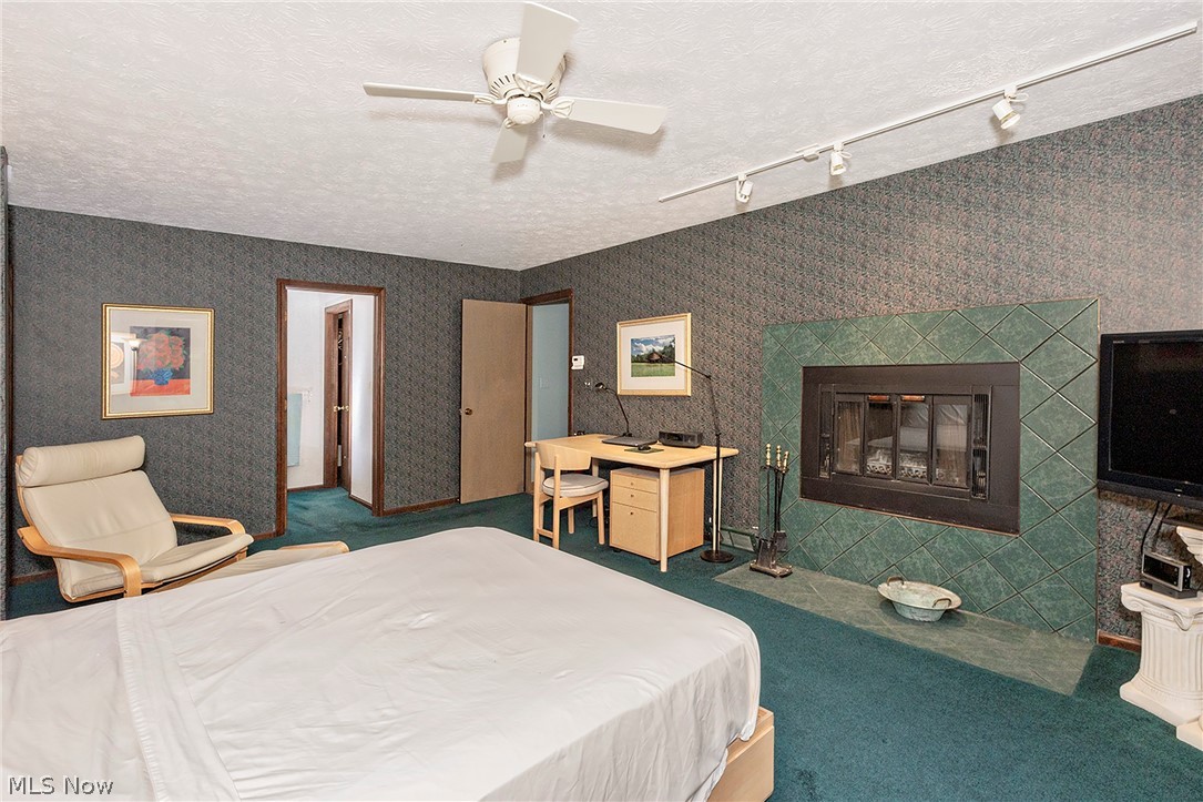 15490 Riddle Road Chagrin Falls OH 44022