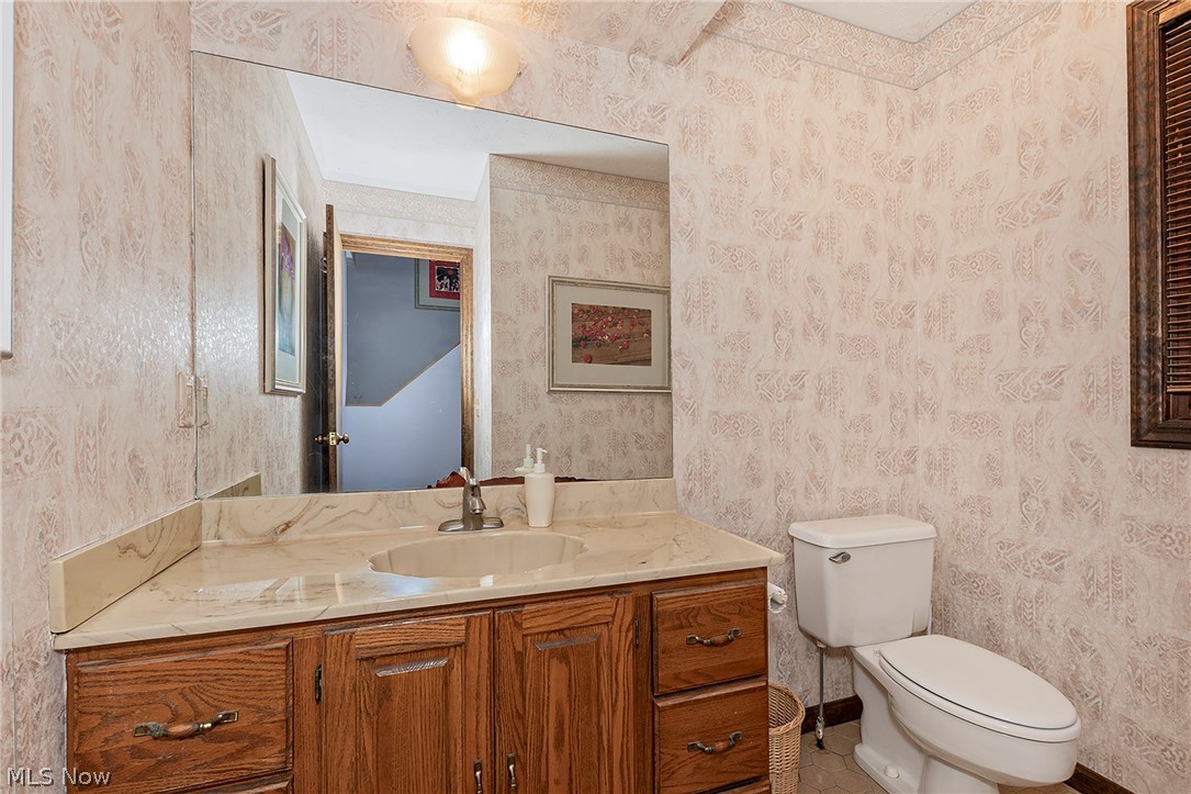 15490 Riddle Road Chagrin Falls OH 44022