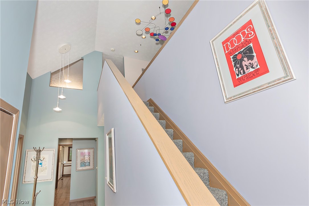 15490 Riddle Road Chagrin Falls OH 44022