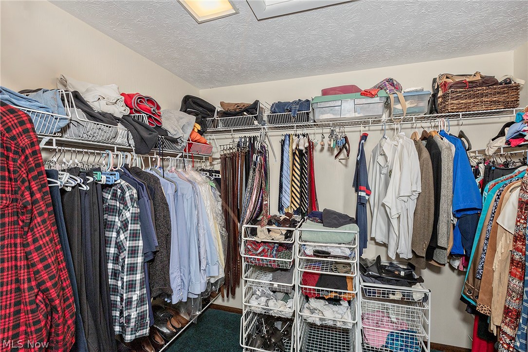 15490 Riddle Road Chagrin Falls OH 44022