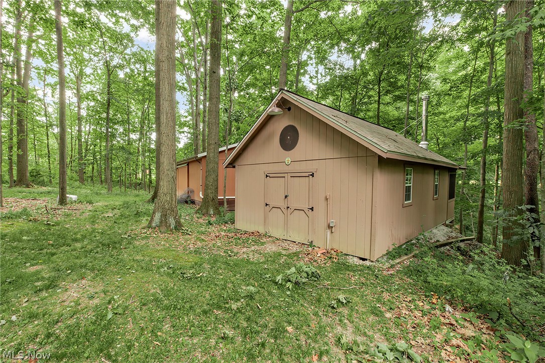 15490 Riddle Road Chagrin Falls OH 44022
