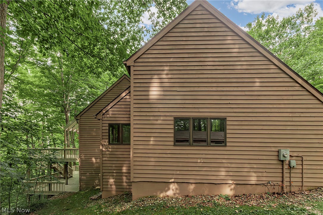 15490 Riddle Road Chagrin Falls OH 44022
