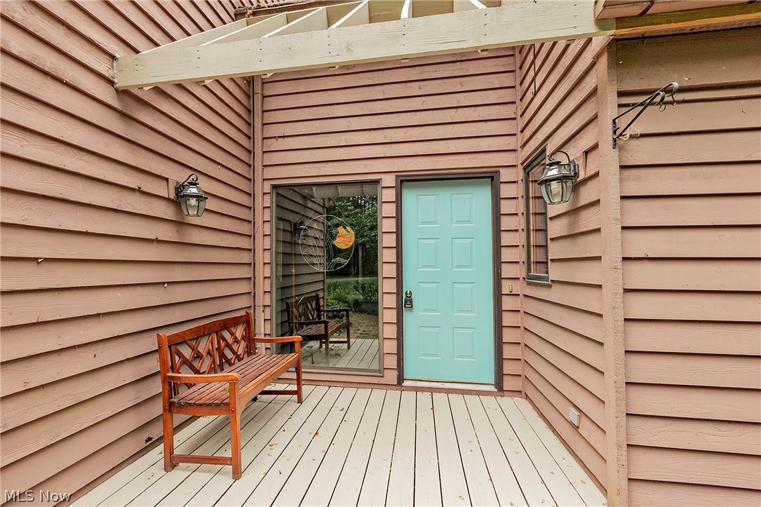 15490 Riddle Road Chagrin Falls OH 44022