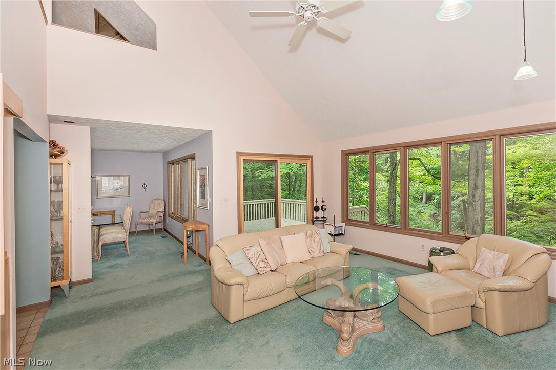 15490 Riddle Road Chagrin Falls OH 44022