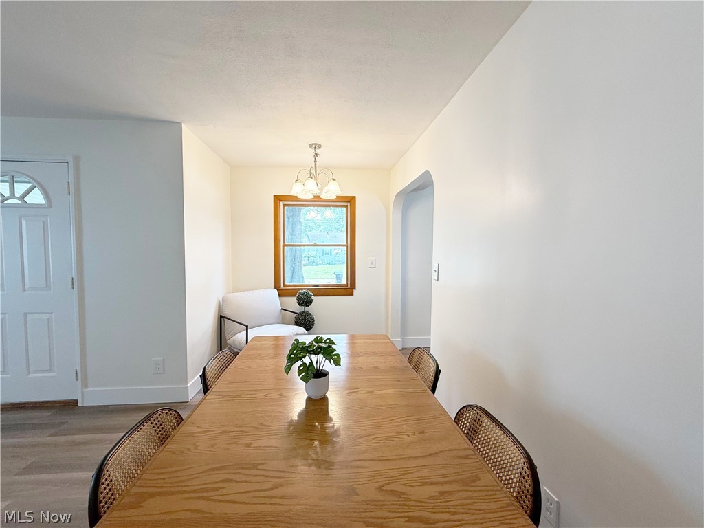 522 Eastern Heights Boulevard Elyria OH 44035