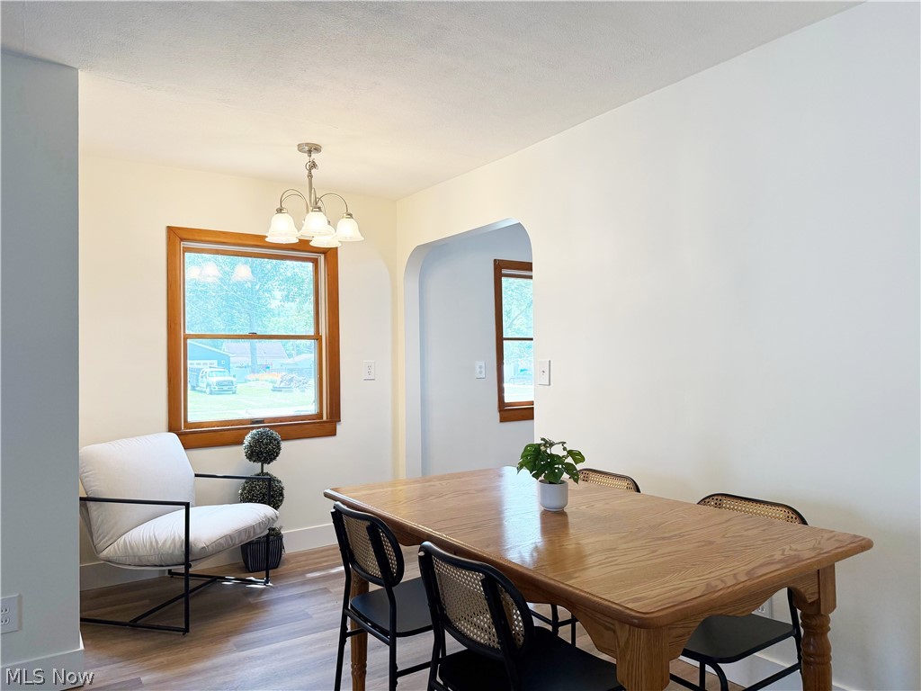 522 Eastern Heights Boulevard Elyria OH 44035
