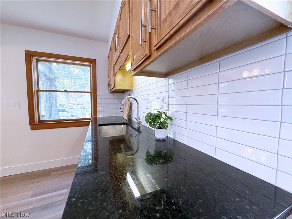 522 Eastern Heights Boulevard Elyria OH 44035