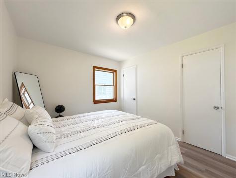522 Eastern Heights Boulevard Elyria OH 44035