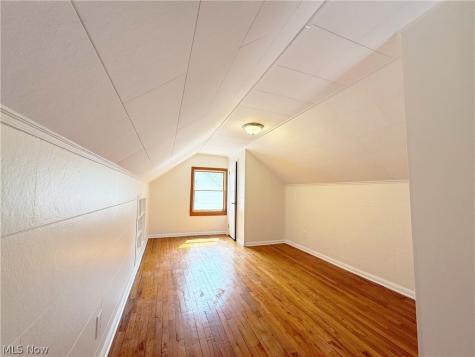 522 Eastern Heights Boulevard Elyria OH 44035