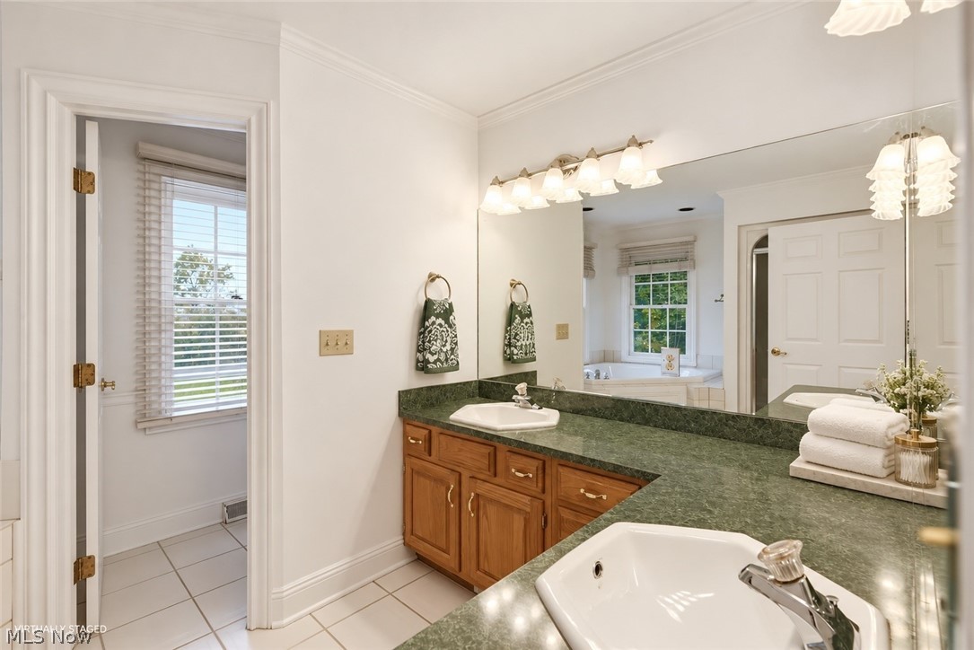 495 North Street Chagrin Falls OH 44022